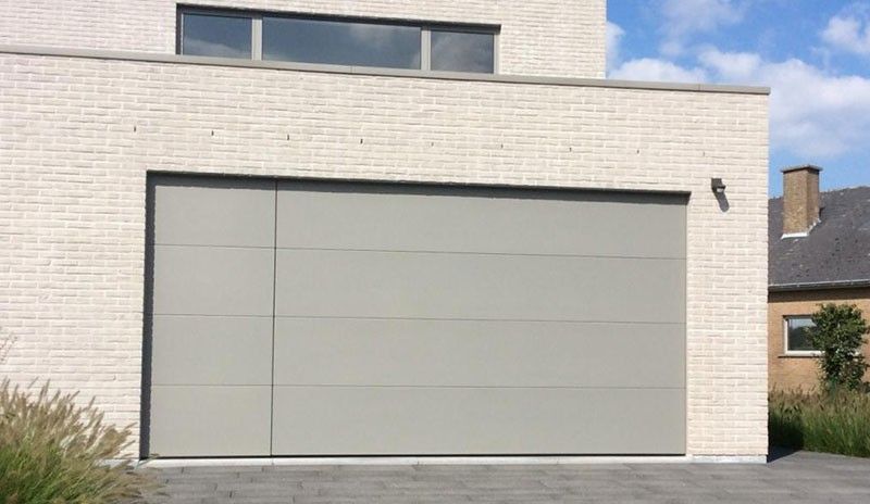 Portes de garage - Expert en porte et fenêtre intérieure et extérieure en Wallonie et à Bruxelles en Belgique