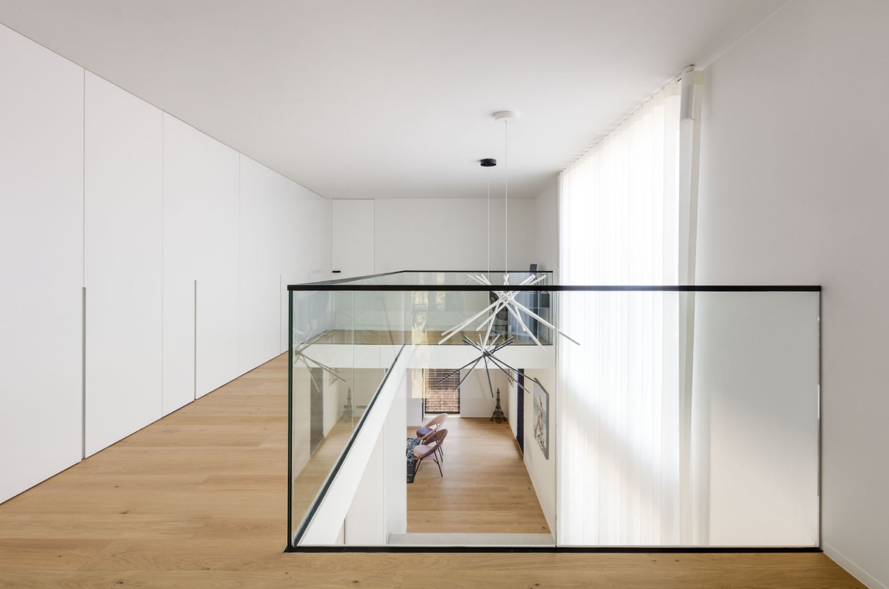 Balustrade - Expert en porte et fenêtre intérieure et extérieure en Wallonie et à Bruxelles en Belgique
