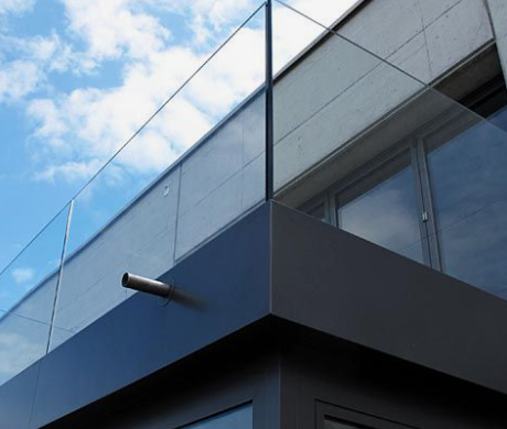 Garde-corps balcon - Expert en porte et fenêtre intérieure et extérieure en Wallonie et à Bruxelles en Belgique